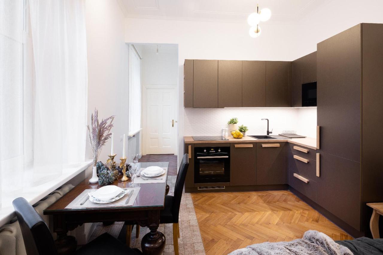 Brivibas House Design Apartments In City Center 리가 외부 사진