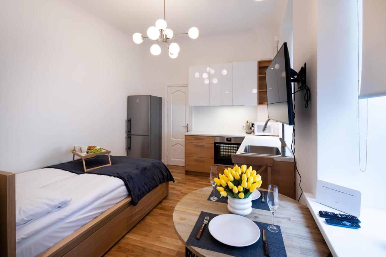 Brivibas House Design Apartments In City Center 리가 외부 사진